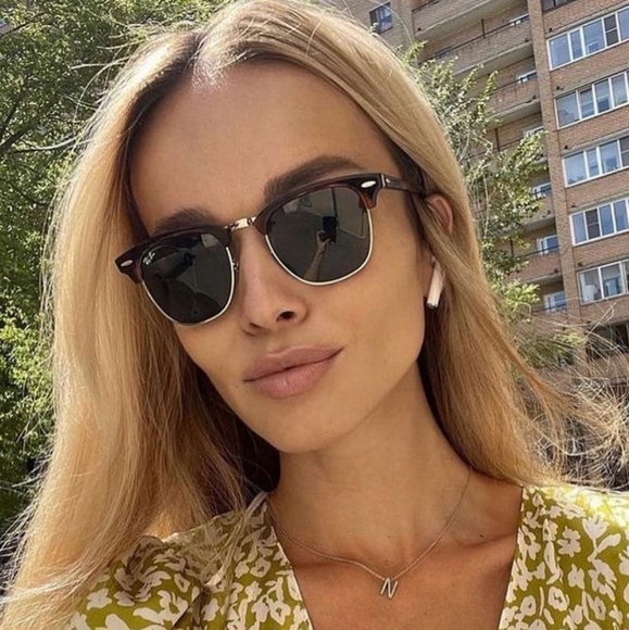 LIKE NEW RayBan Clubmaster RB3016 Tortoise Ray ban Sunglasses - Picture 13 of 13